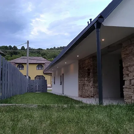 펜션 Chalupka Pod Hradom