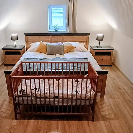 펜션 Chalupka Pod Hradom *