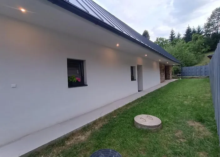 Chalupka Pod Hradom Дом отдыха *